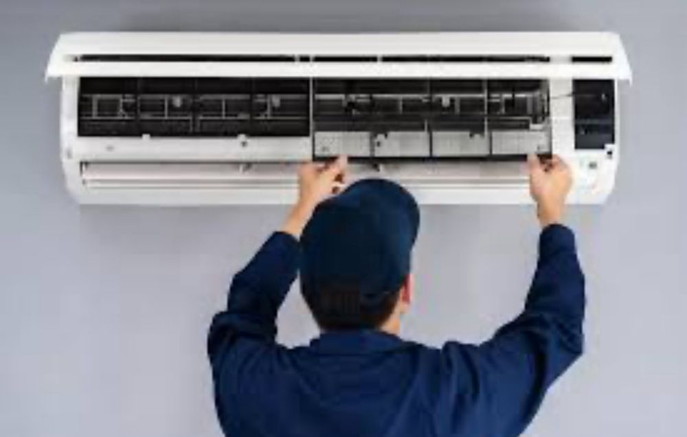 Установка кондиционера.