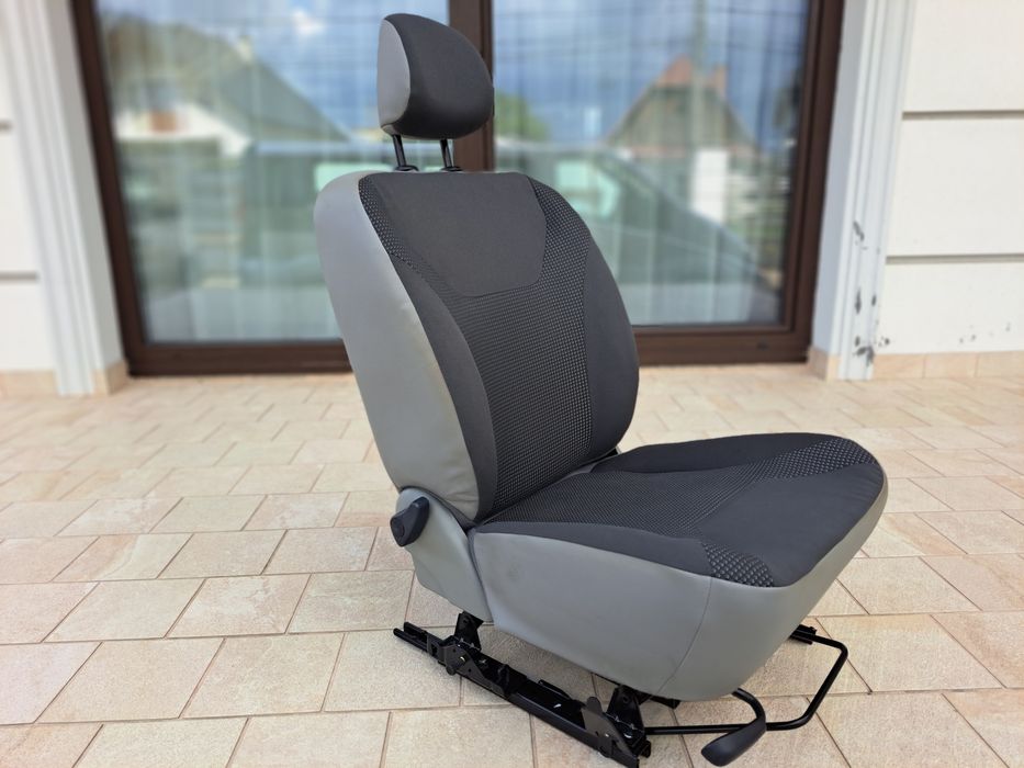 Scaun față  Opel Vivaro, Renault Trafic, Nissan Primastar, Fiat Talento