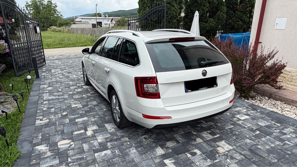 SKODA Octavia 2014 — imagine 5