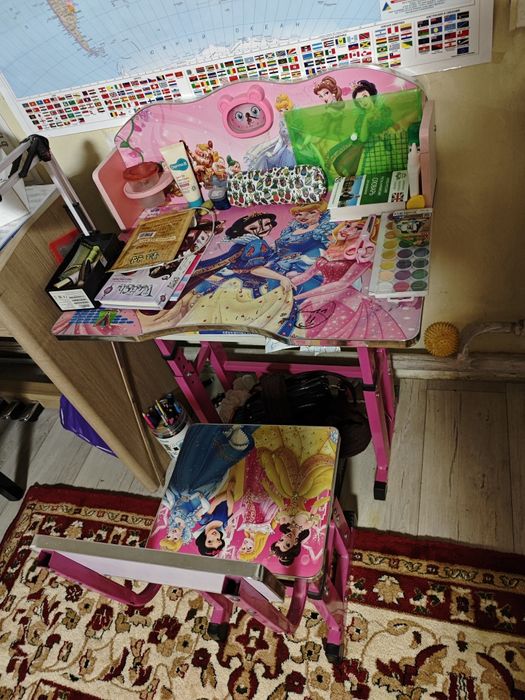 Растущая парта и стул