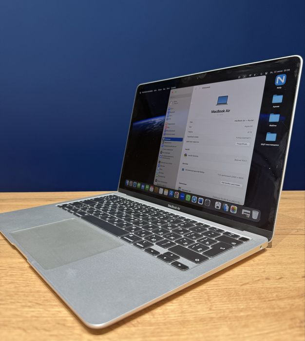 Продам MacBook Air M1. (макбук)