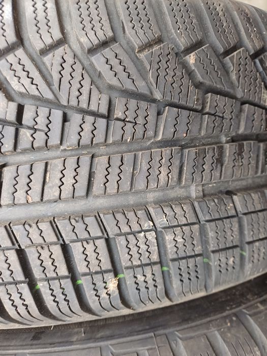 Гуми 215/60/16 Ханкок