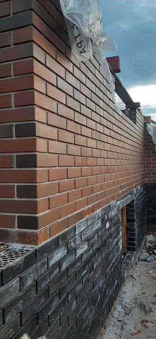 Кладка Кирпичь на Балкона