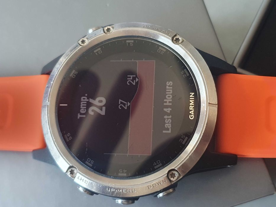 Часовник Garmin Fenix 5 plus