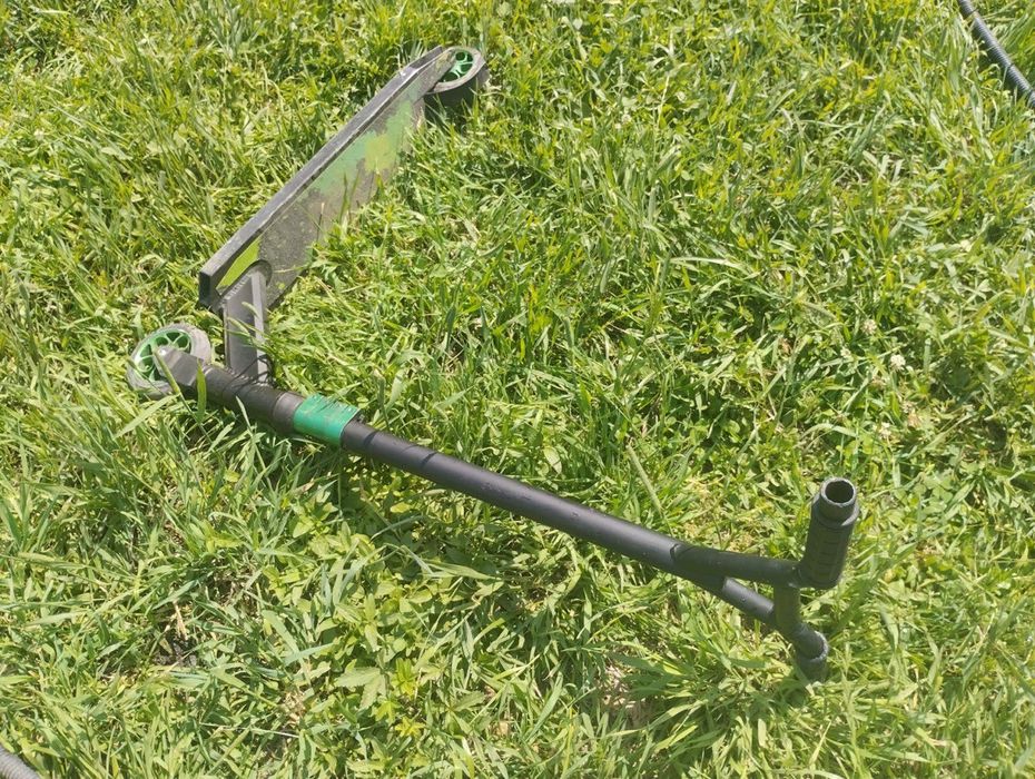 Продам самокат. .