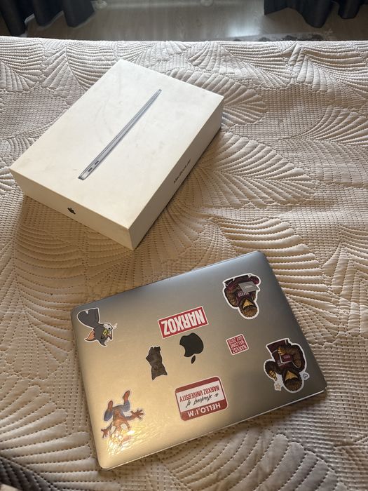 MACBOOK AIR M1, 256/8 gb