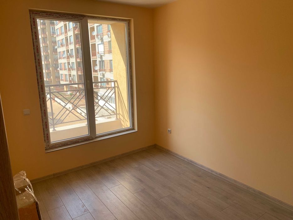 Продава се Тристаен апартамент в София, Толстой - 75 кв.м за 1200 €/кв.м - Снимка #3