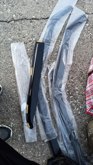 Ветровик на w124