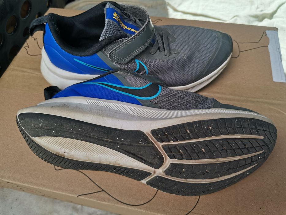 Маратонки Nike - 34 номер