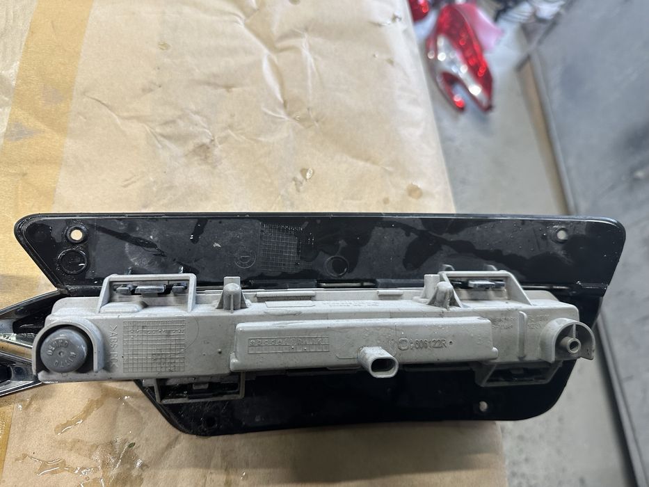 Mercedes C-klasa лед осветление 2012-2015