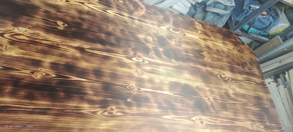 Стол  обеденный,