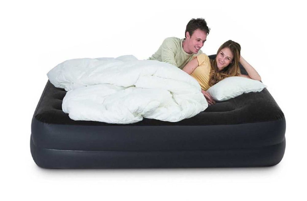 Надувнaя кровать Intex-152x203x42 sm c встроенным насосом