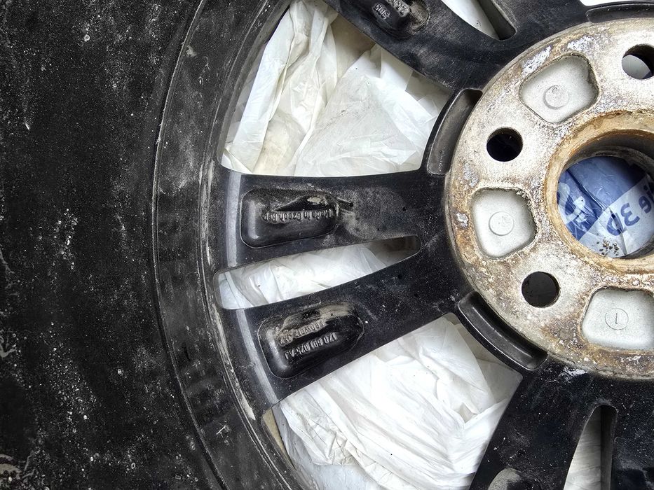 Anvelope iarna 235 45 18 goodyear