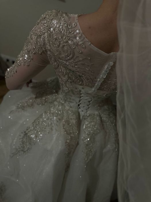 Роскошное свадебное платье