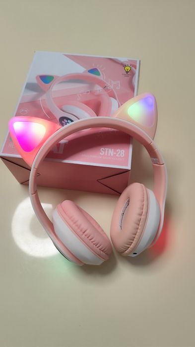 Безжични Bluetooth слушалки STN-28 с котешки уши и LED светлини