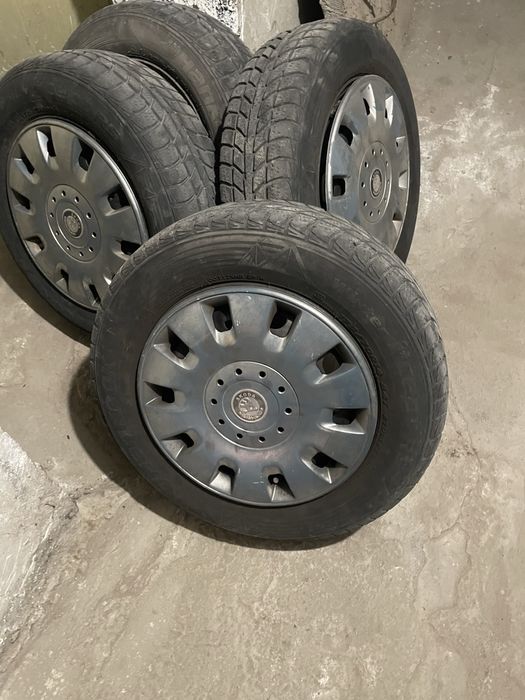 Гуми с джанти 14 ки от Skoda Roomster