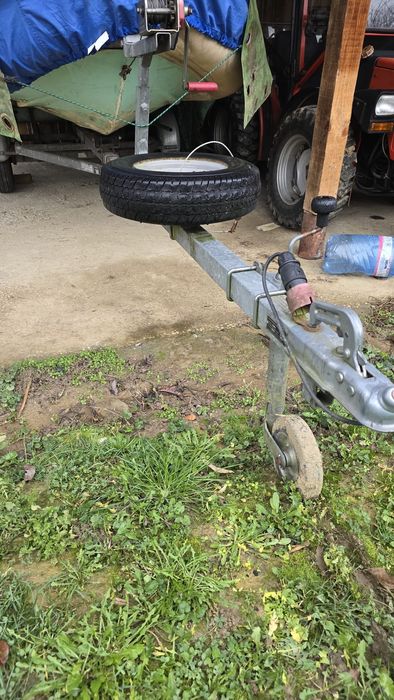 Лодка с риб Sava