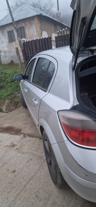 Opel astra h din 2004