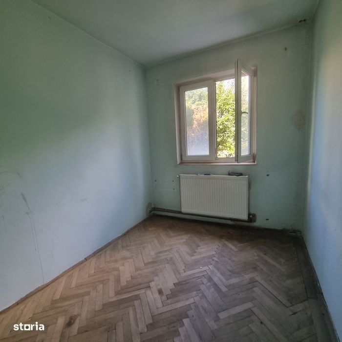 Apartament cu 3 camerela etaj 1, B-dul Alexandru Vlahuta, Brasov