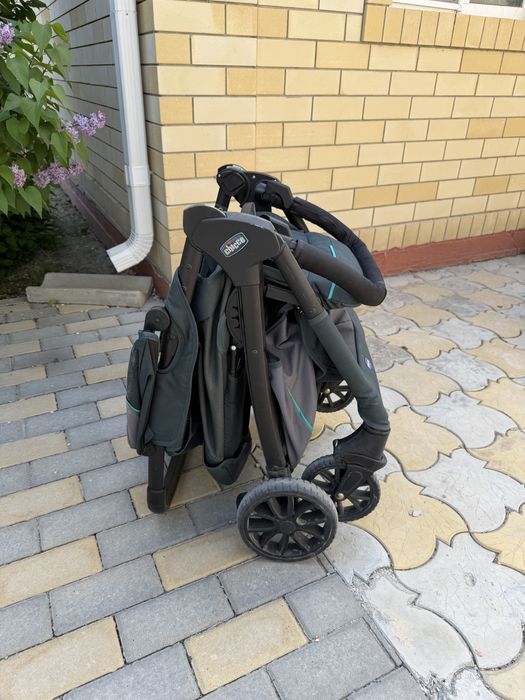 Коляска фирмы Chico