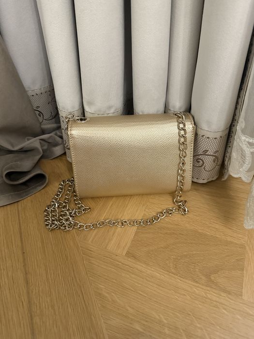 Оригинална чанта Valentino