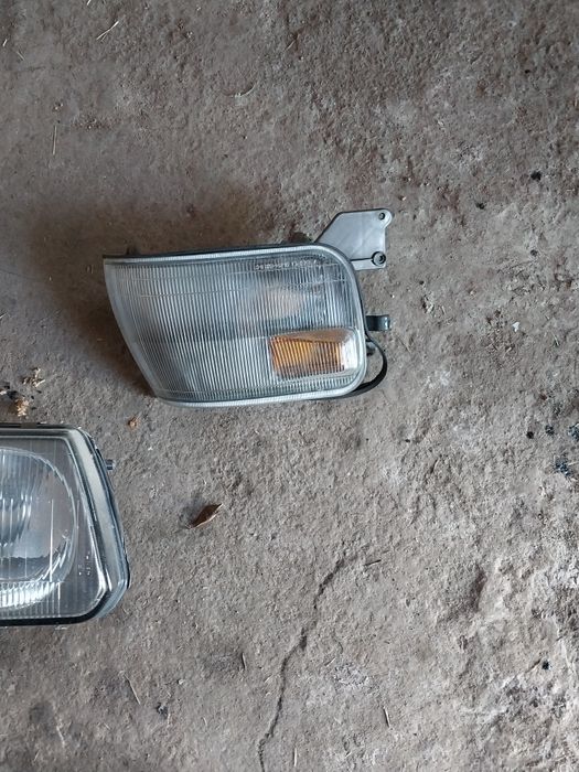 Фара и поворотник