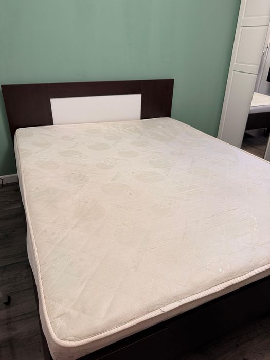 Pat de vanzare 160x200