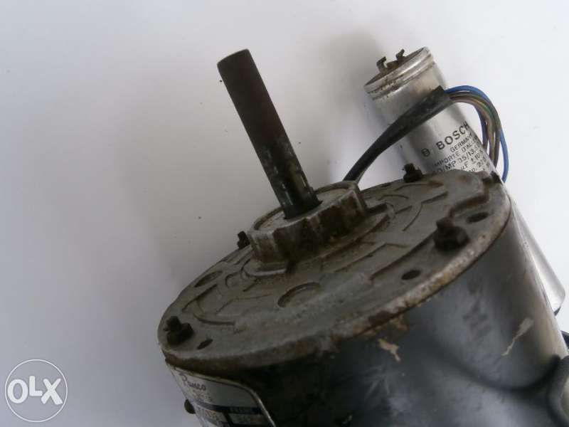 Италиански двигател за машина