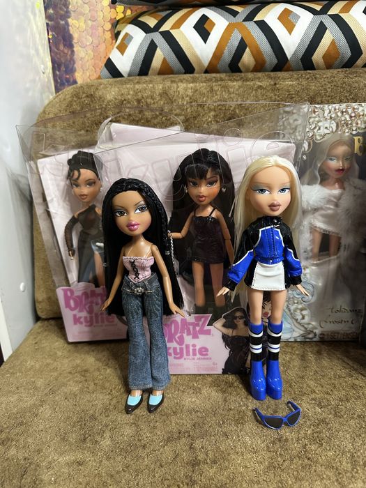 Продаю коллекцию кукол Bratz