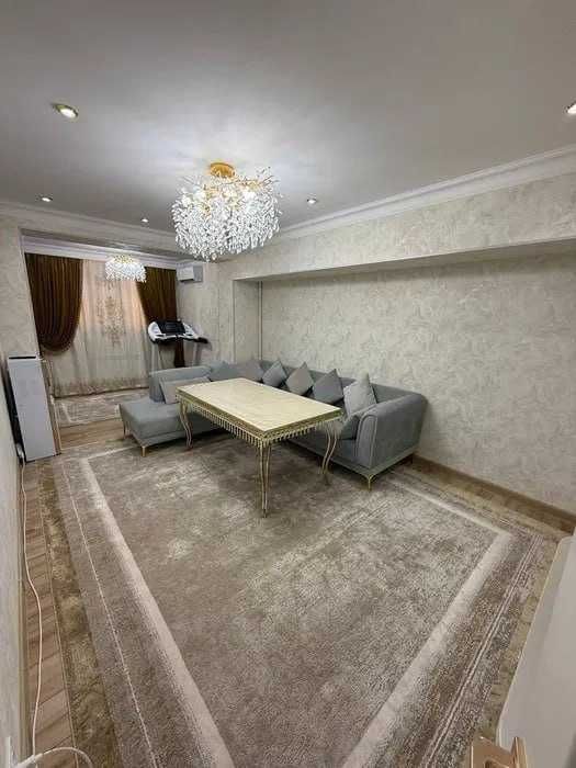 Qoraqamish  2/3da 2hona uy sotiladi sharoiti zor