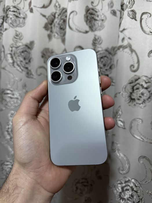 iPhone 15 PRO Natural Titanium bateria 98%