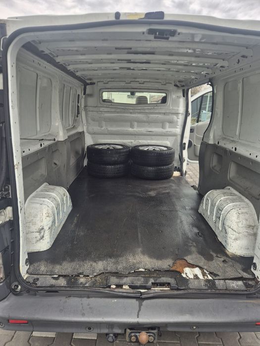 Vand Renault Trafic Euro 5 pas lung