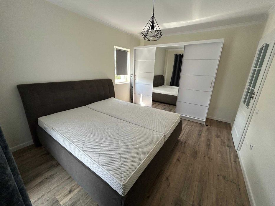apartament de inchiriat
