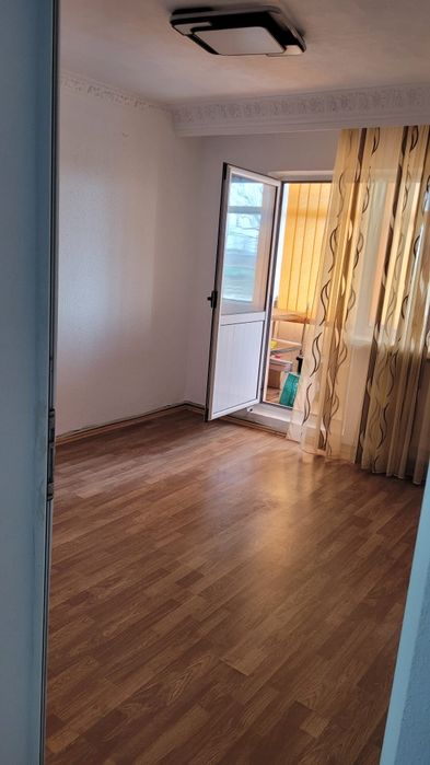 Apartament 3 camere și 2 balcoane etaj 1