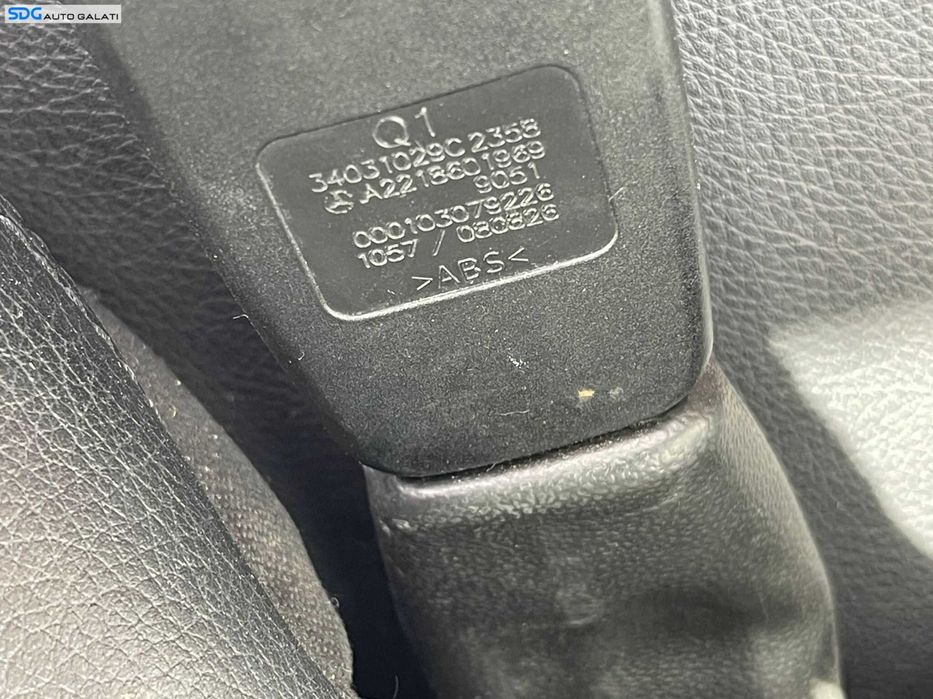 Pretensionare Capsa Suport pentru Centura Siguranta Stanga Fata Sofer Mercedes Clasa S Class W221 S320 2005 - 2013 Cod A2218601969 [C0336]