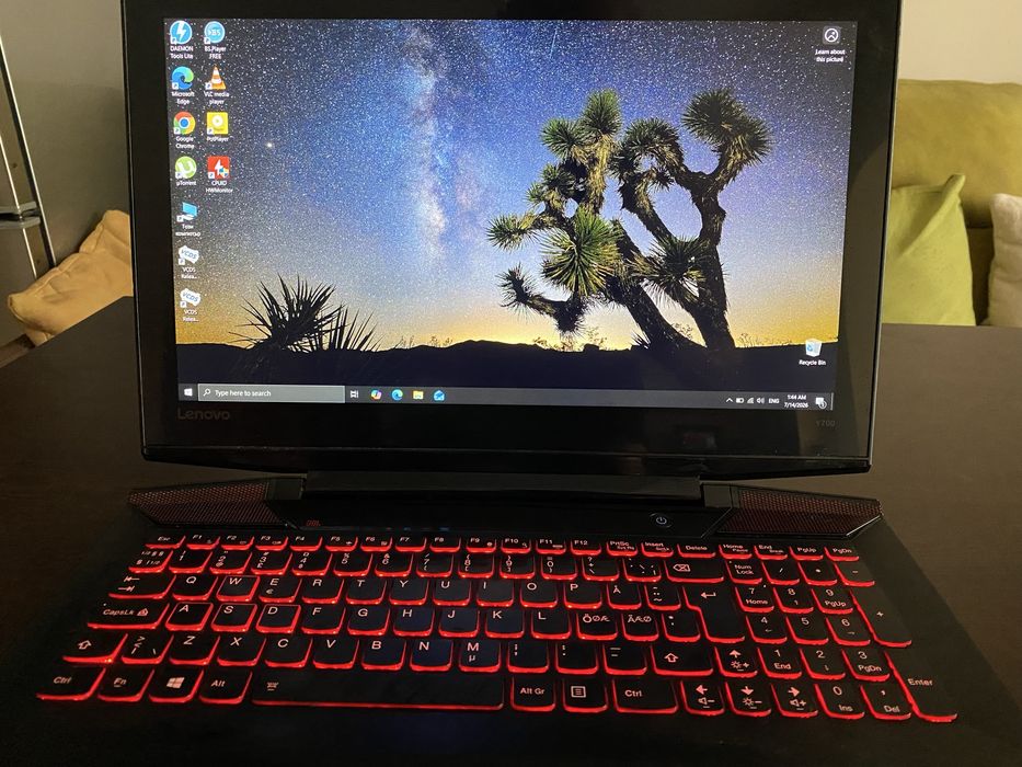 Laptop Lenovo Y700