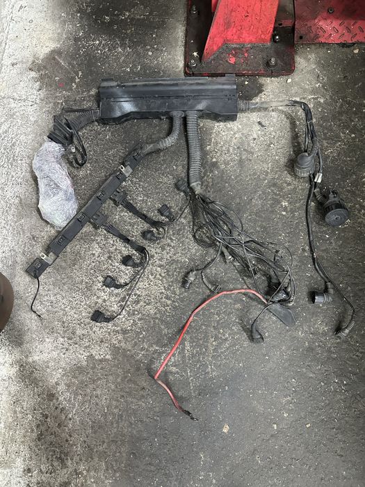 Продам запчасти на Е34 BMW