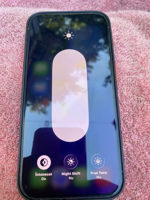 Vând iPhone 15 pro