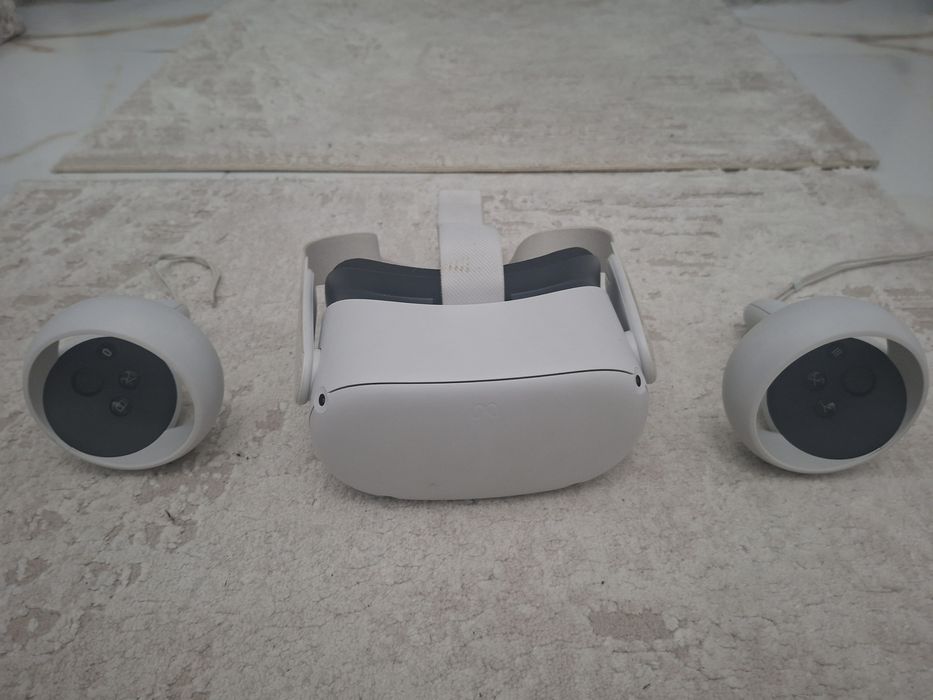 Meta Quest 2 in stare buna