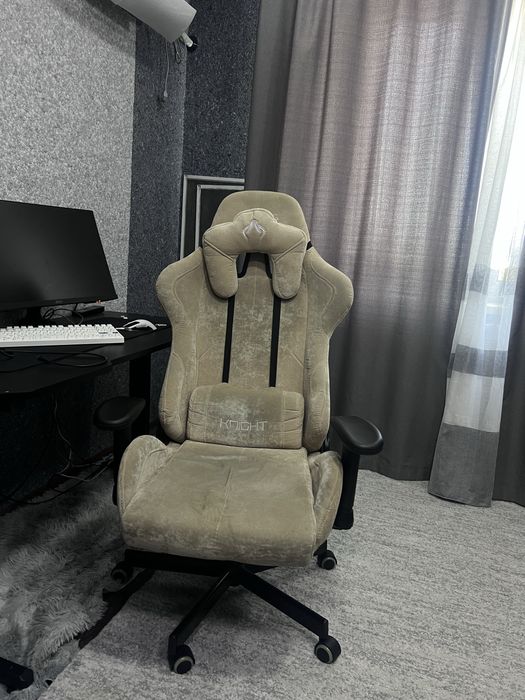продам игровое кресло