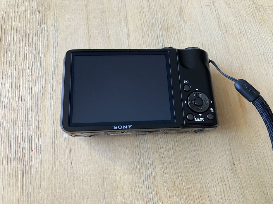 Sony Cyber-Shot DSC H55
