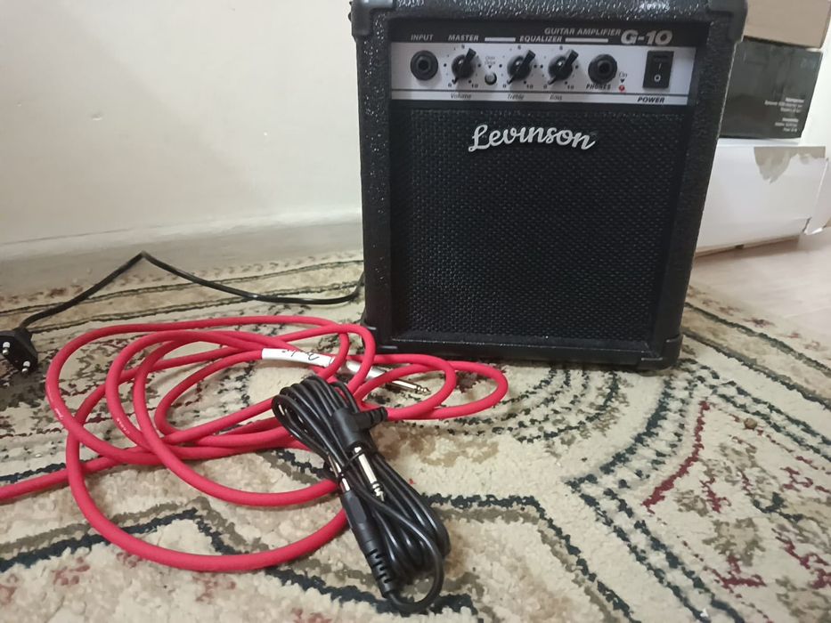 Продам электрогитару . 100 000тг