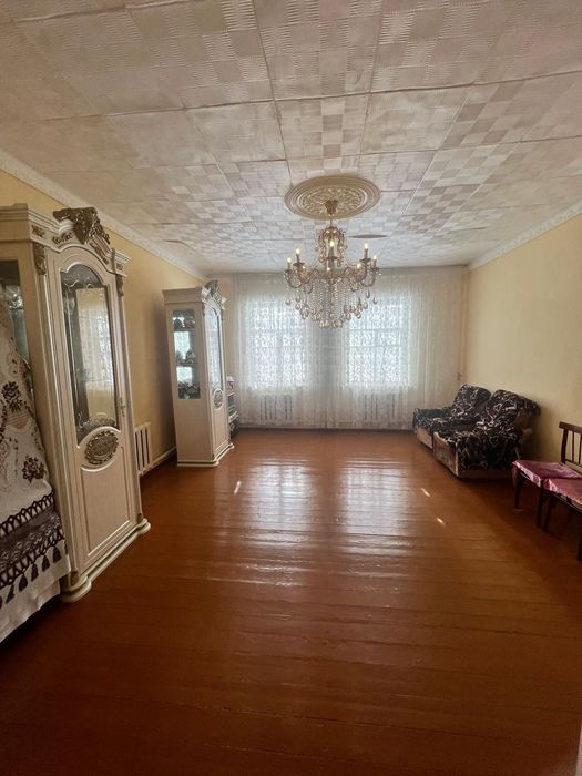 Алмалык, Олмалик, Целина, Ховли Уй, Жихозлари билан Срочно сотилади