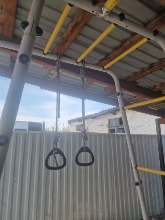 Продам детскую уличную площадку