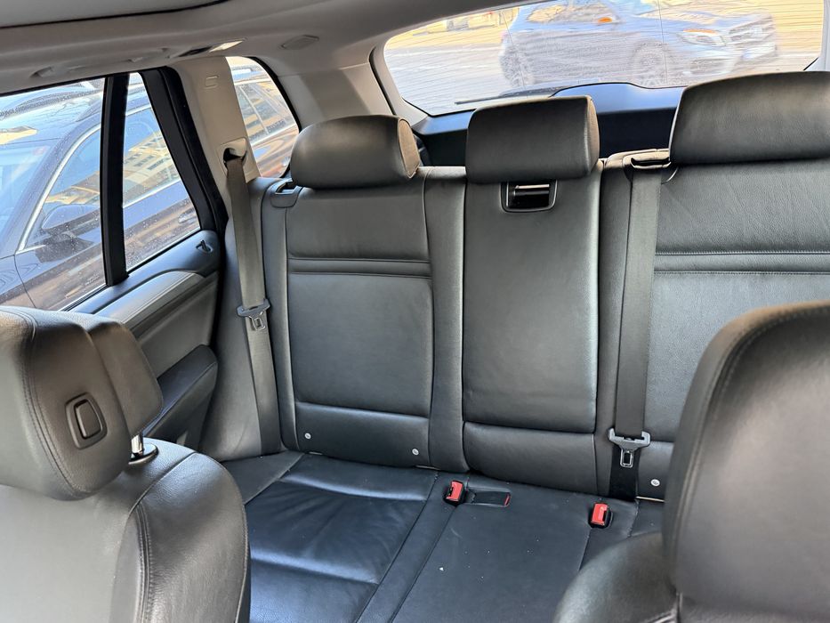 BMW X5 e70 WBAFF41090L133317