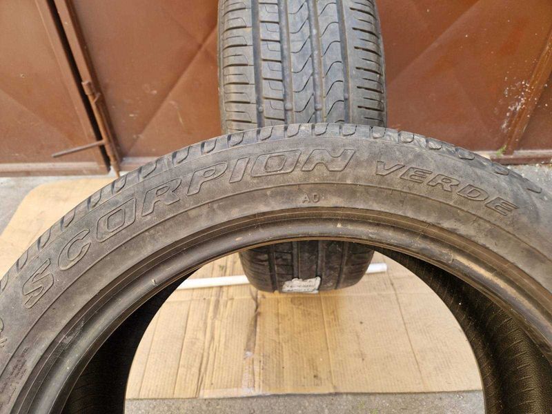 2 Pirelli R20 255/45
летни гуми
DOT1219