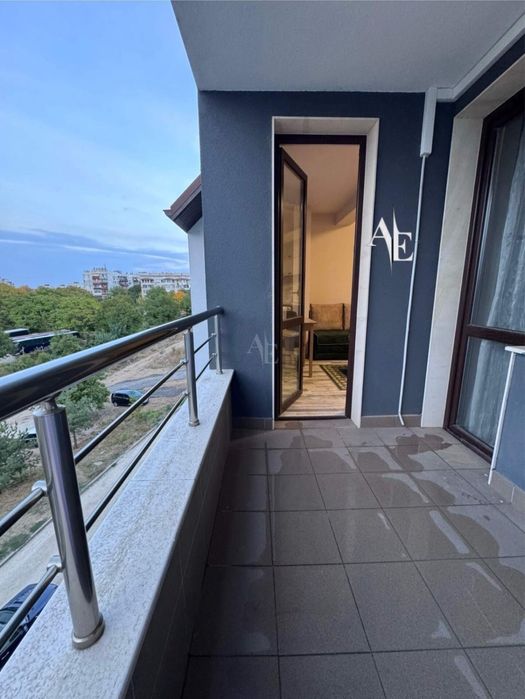 Продава се Тристаен апартамент в Плевен, Дружба 1 - 93 кв.м за 1592 €/кв.м - Снимка #2