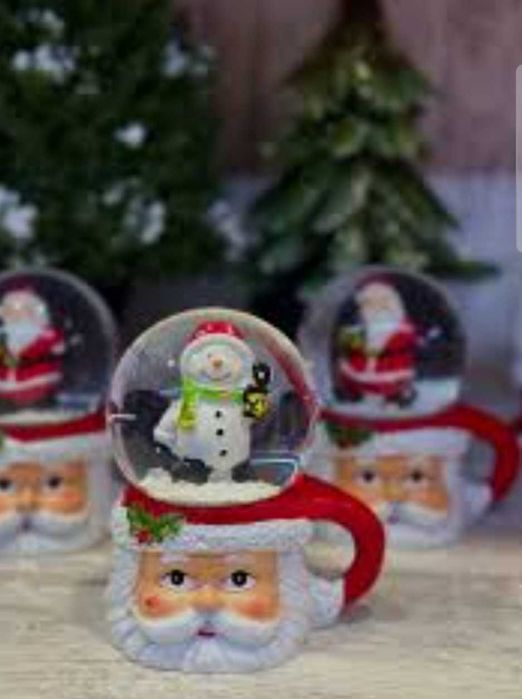 Снежный сказочный шар