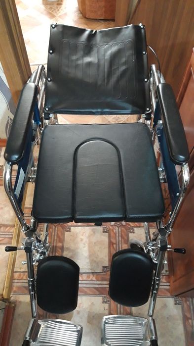 Продам инвалидную коляску