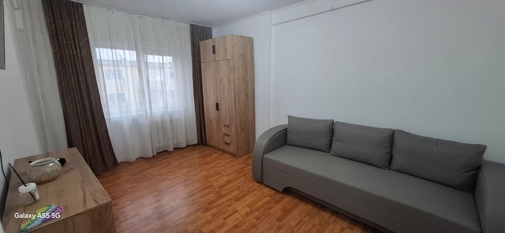 Inchiriez garsoniera spatioasa